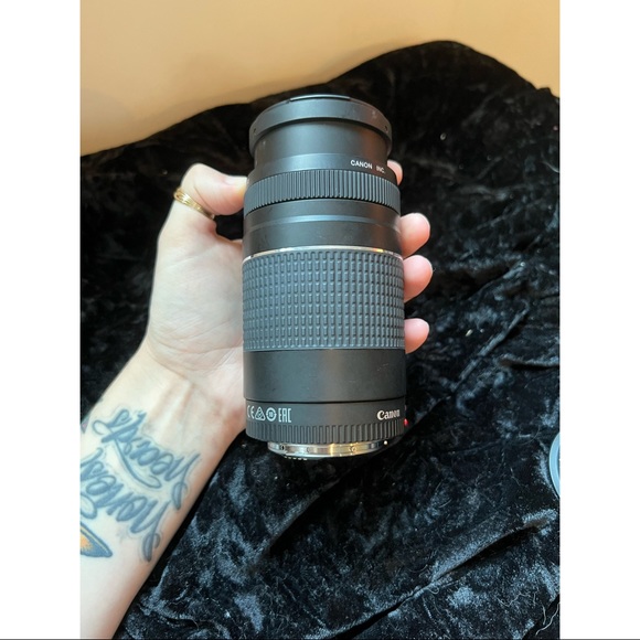 Canon EF 75-300mm f/4-5.6 III Lens - Picture 4 of 4